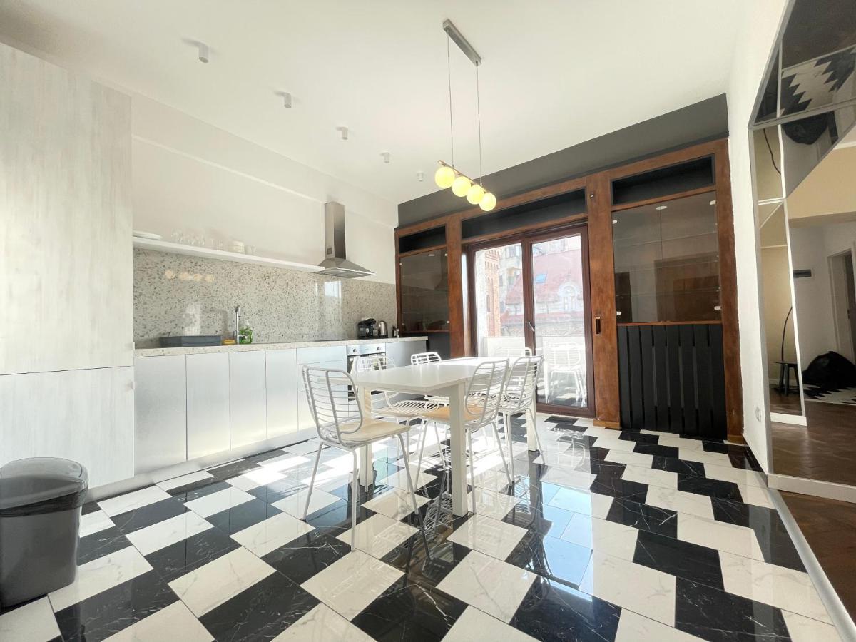 Elegant Two Bedrooms Apartment Bucarest Extérieur photo