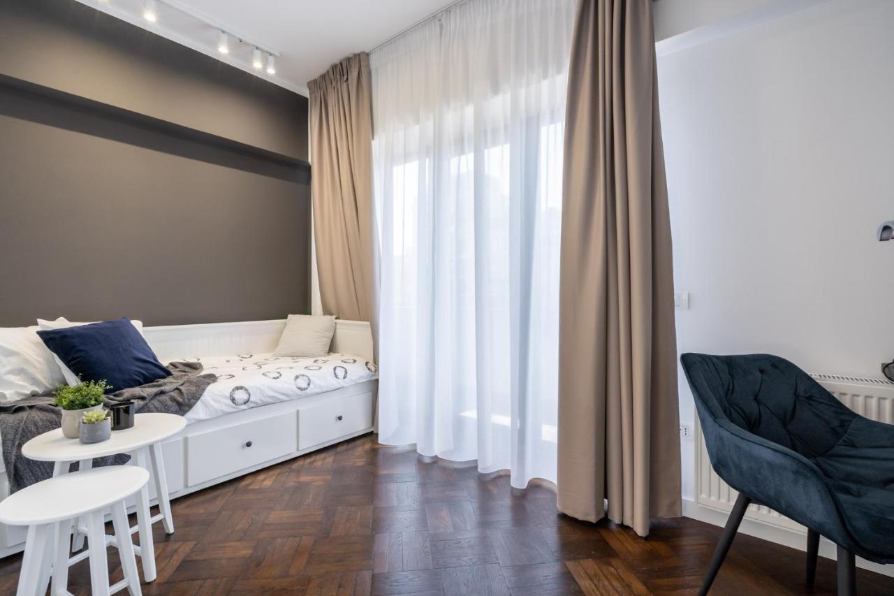 Elegant Two Bedrooms Apartment Bucarest Extérieur photo